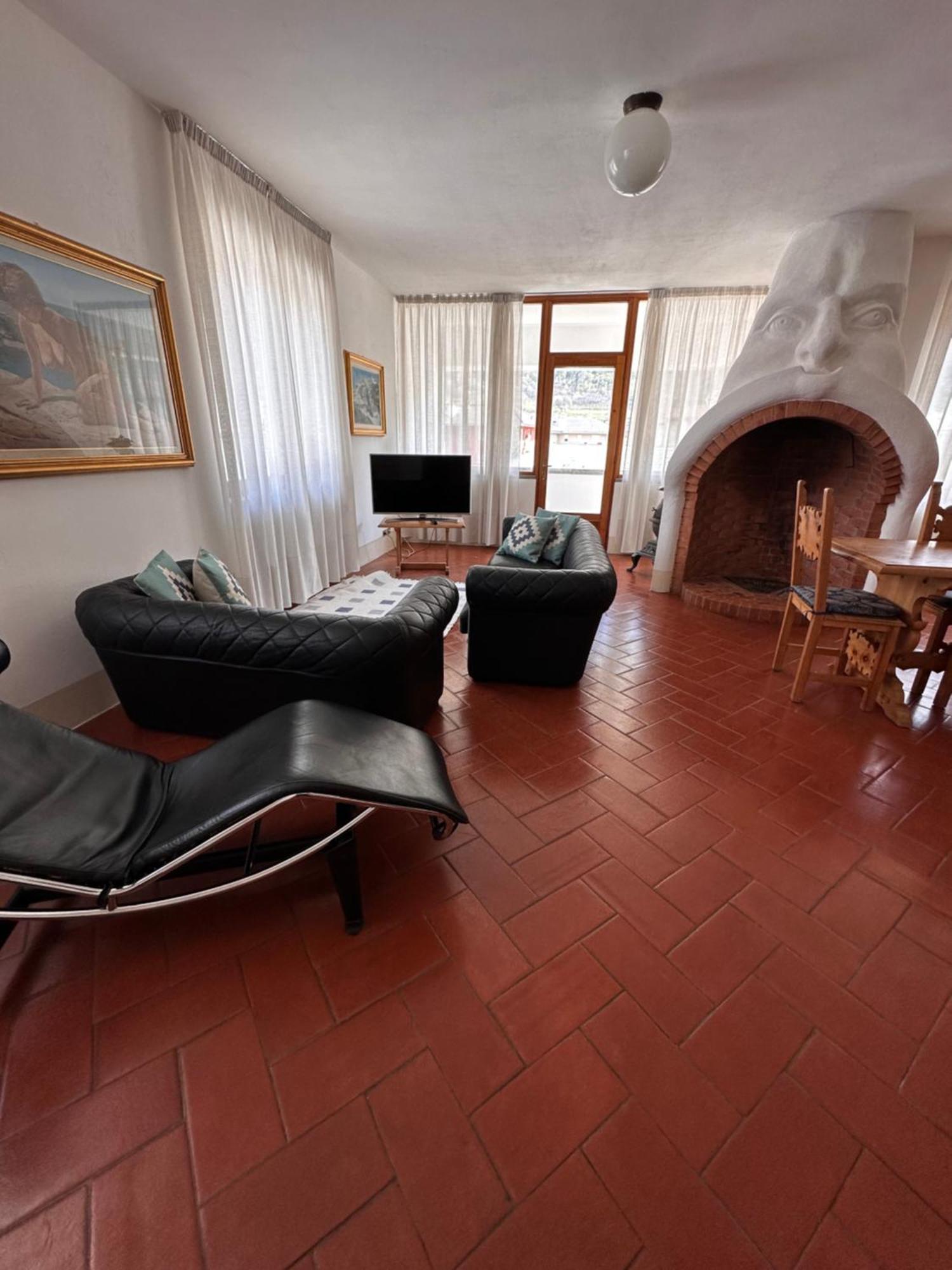 Ampio Appartamento Con Vista “Casa Magro” Tirano Εξωτερικό φωτογραφία
