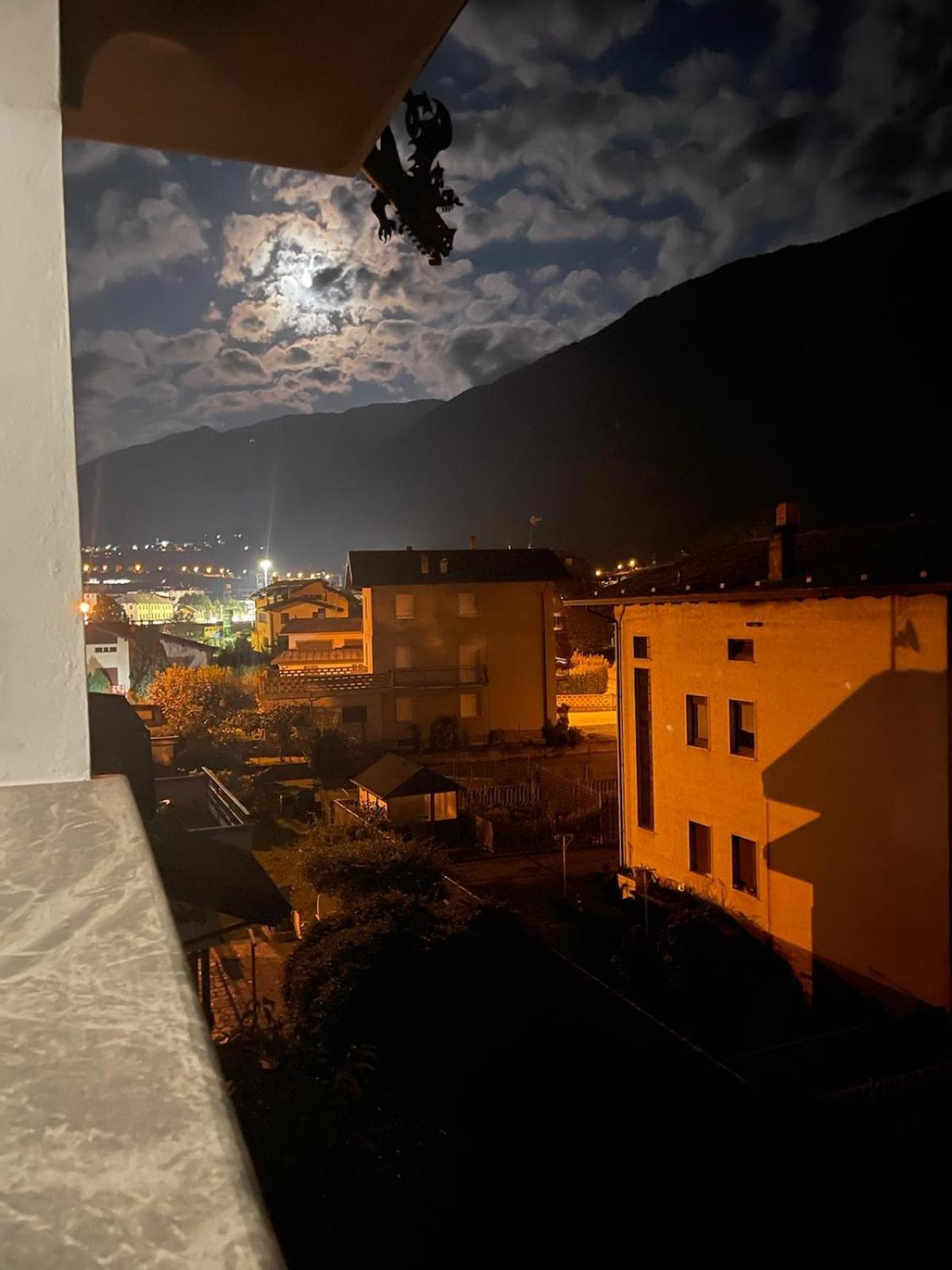 Ampio Appartamento Con Vista “Casa Magro” Tirano Εξωτερικό φωτογραφία